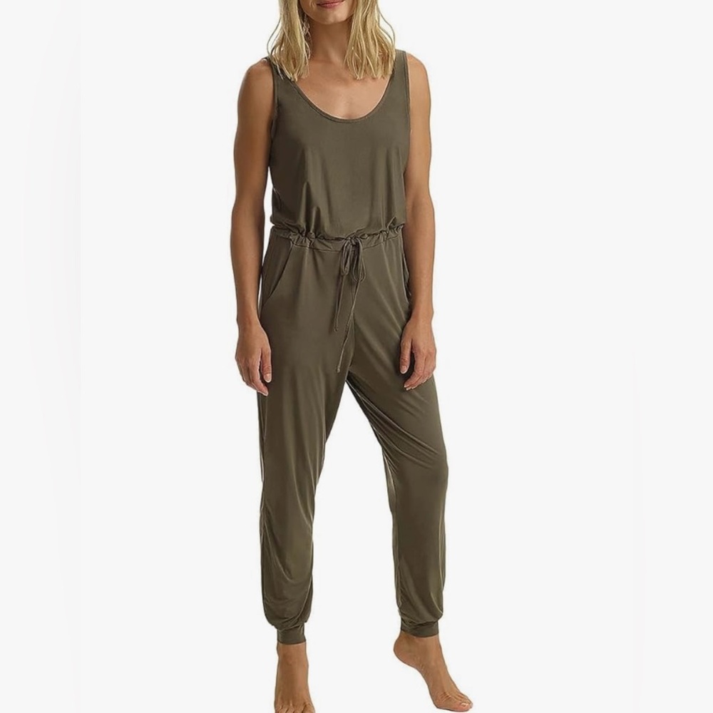 Olive Green Sleeveless Jumpsuit